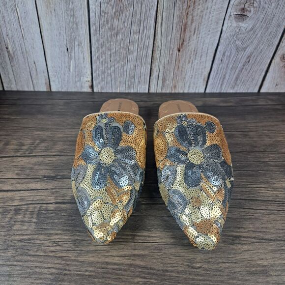 BIRDIES The Dove Gold Petal Sequin Floral Slip On Mule Women's Sz 8.5 (NIB) - Picture 2 of 9